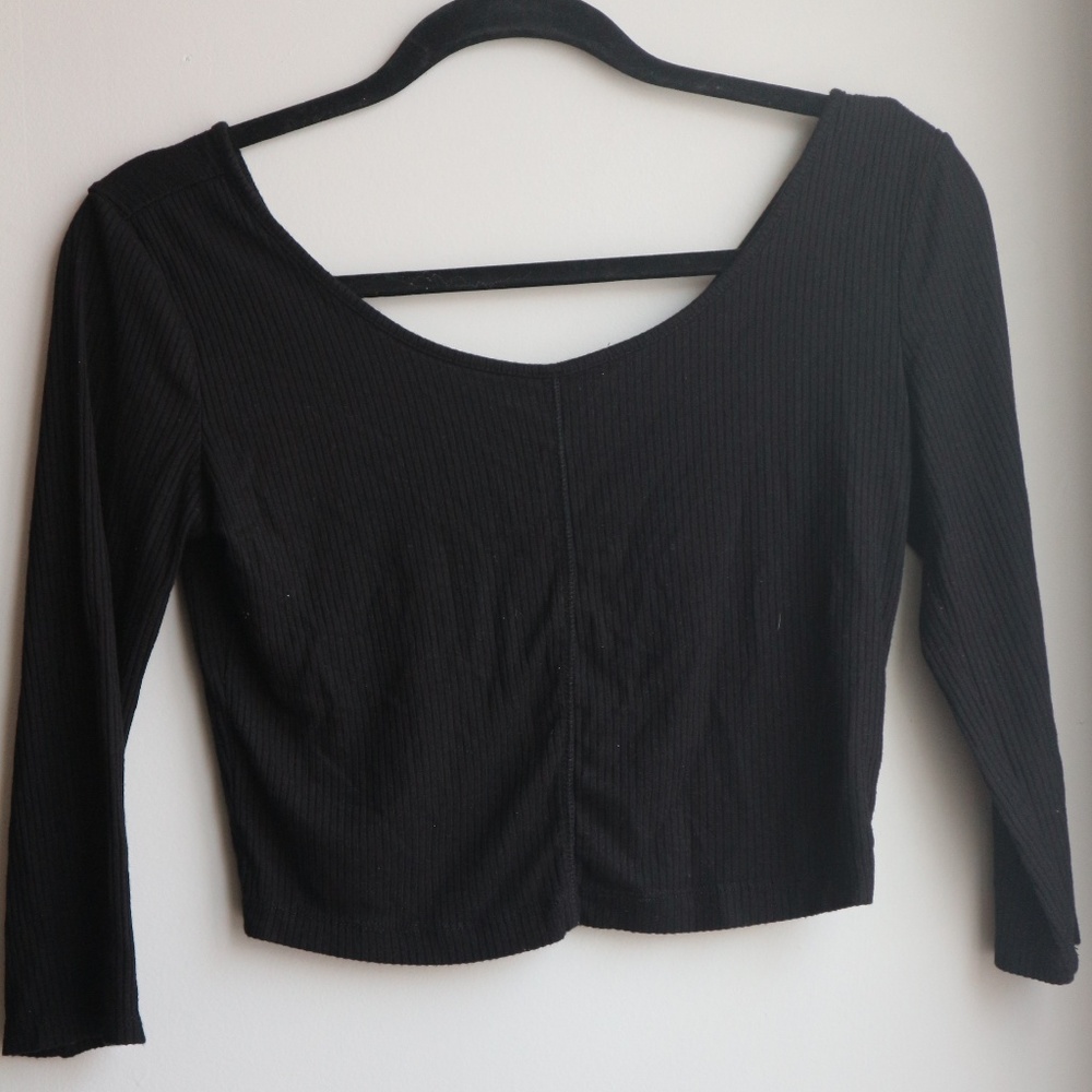 Black Off-the-shoulder Crop Top